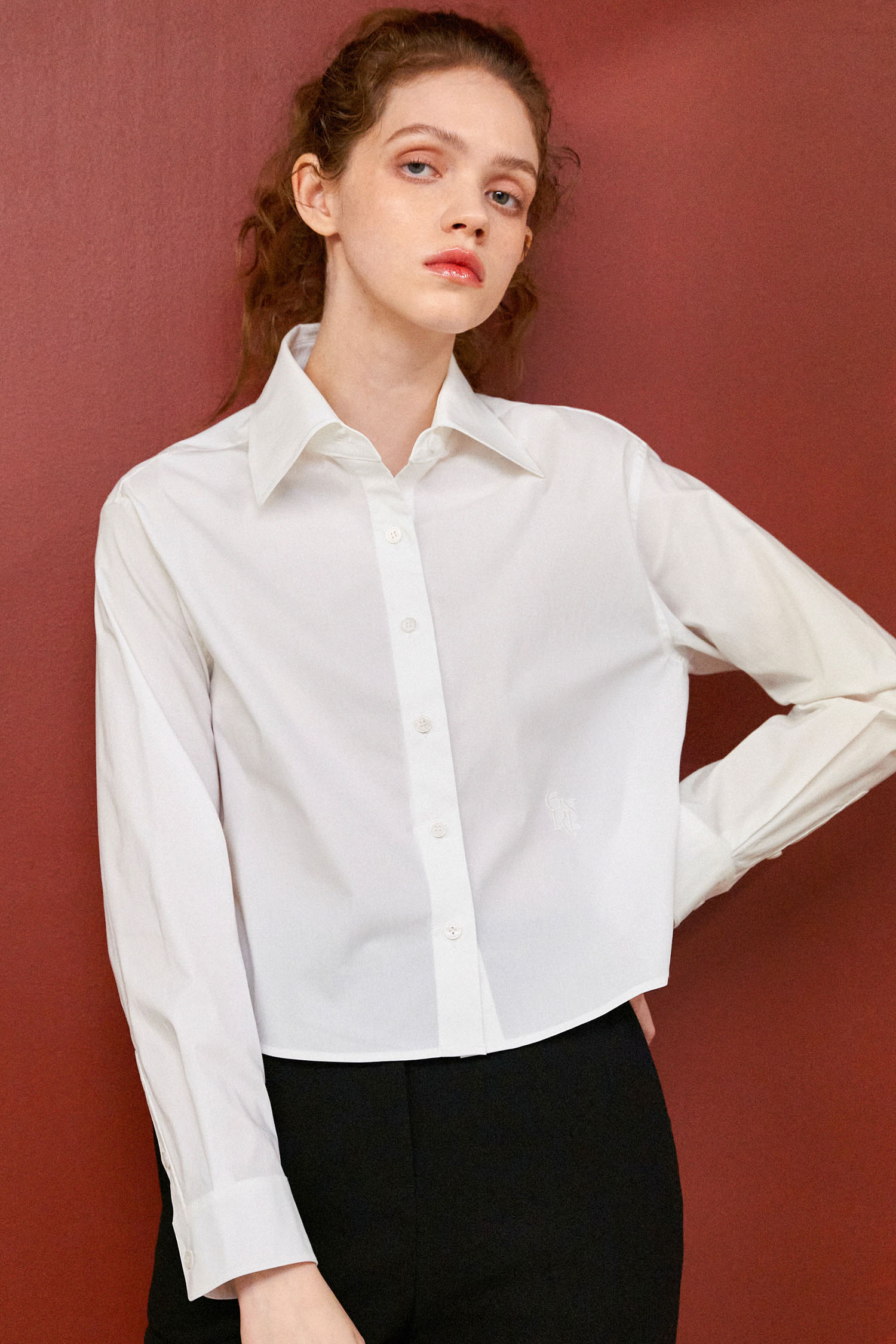 WOMAN 링클프리 세미 크롭 클래식 셔츠 [WHITE]